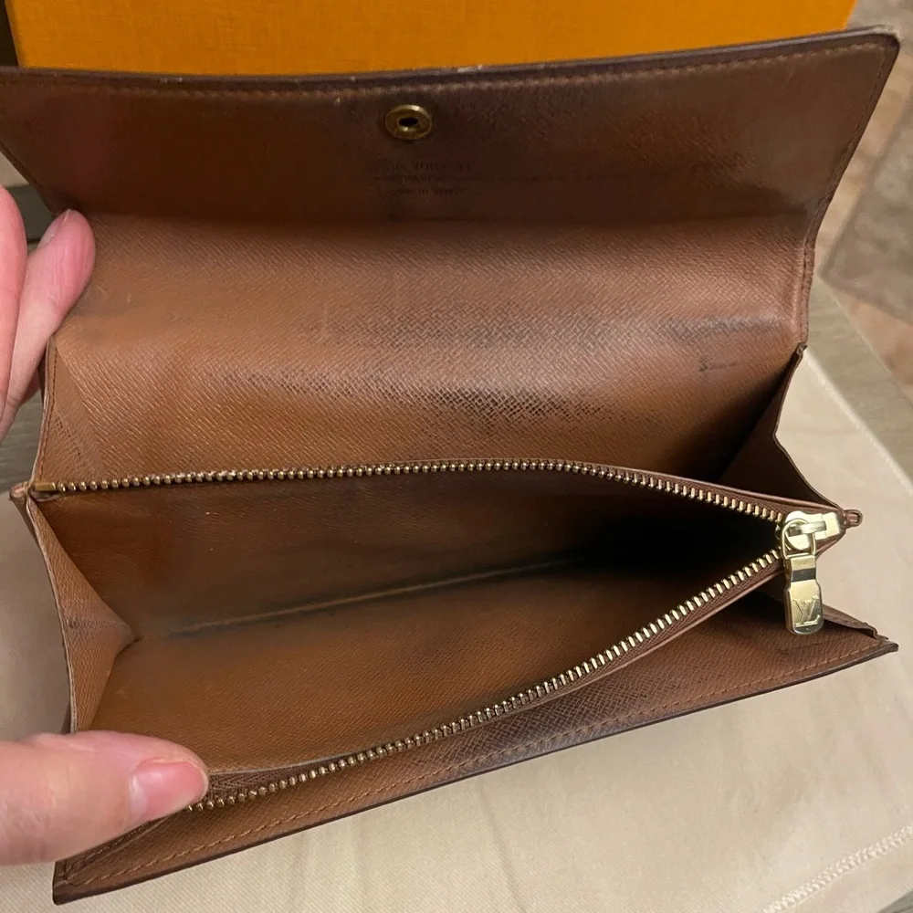 Louis Vuitton Vintage Sarah Wallet
